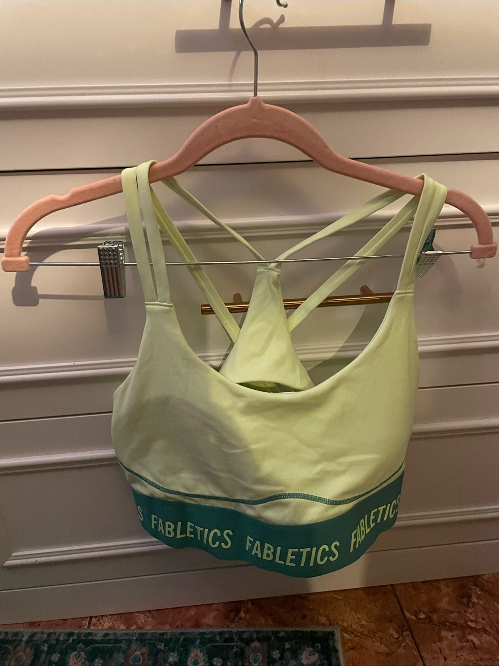 Fabletics Athletic Set - Leggings and Sports Bra - Picture 4 of 5